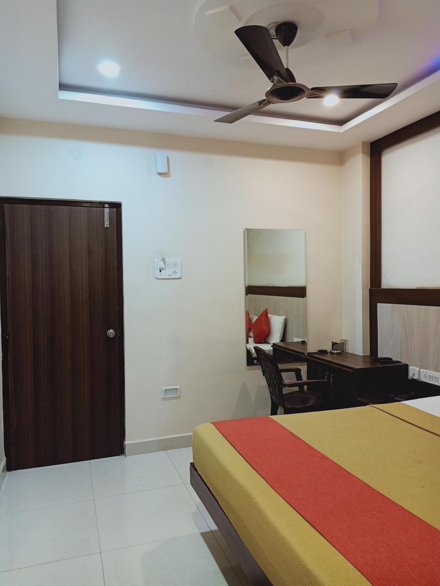 Hotel Neem Tree Hyderabad Airport شمس أباد المظهر الخارجي الصورة