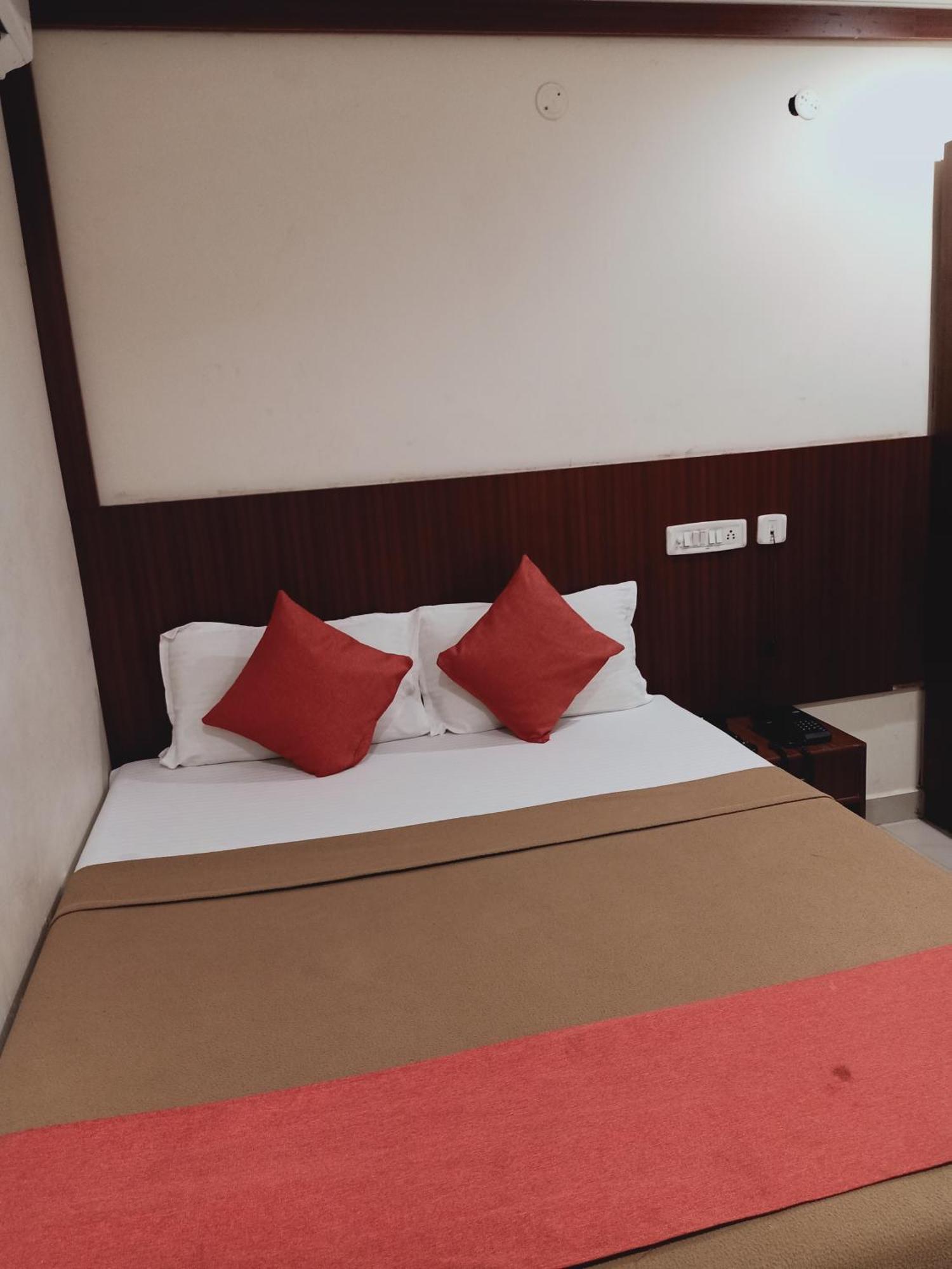 Hotel Neem Tree Hyderabad Airport شمس أباد المظهر الخارجي الصورة