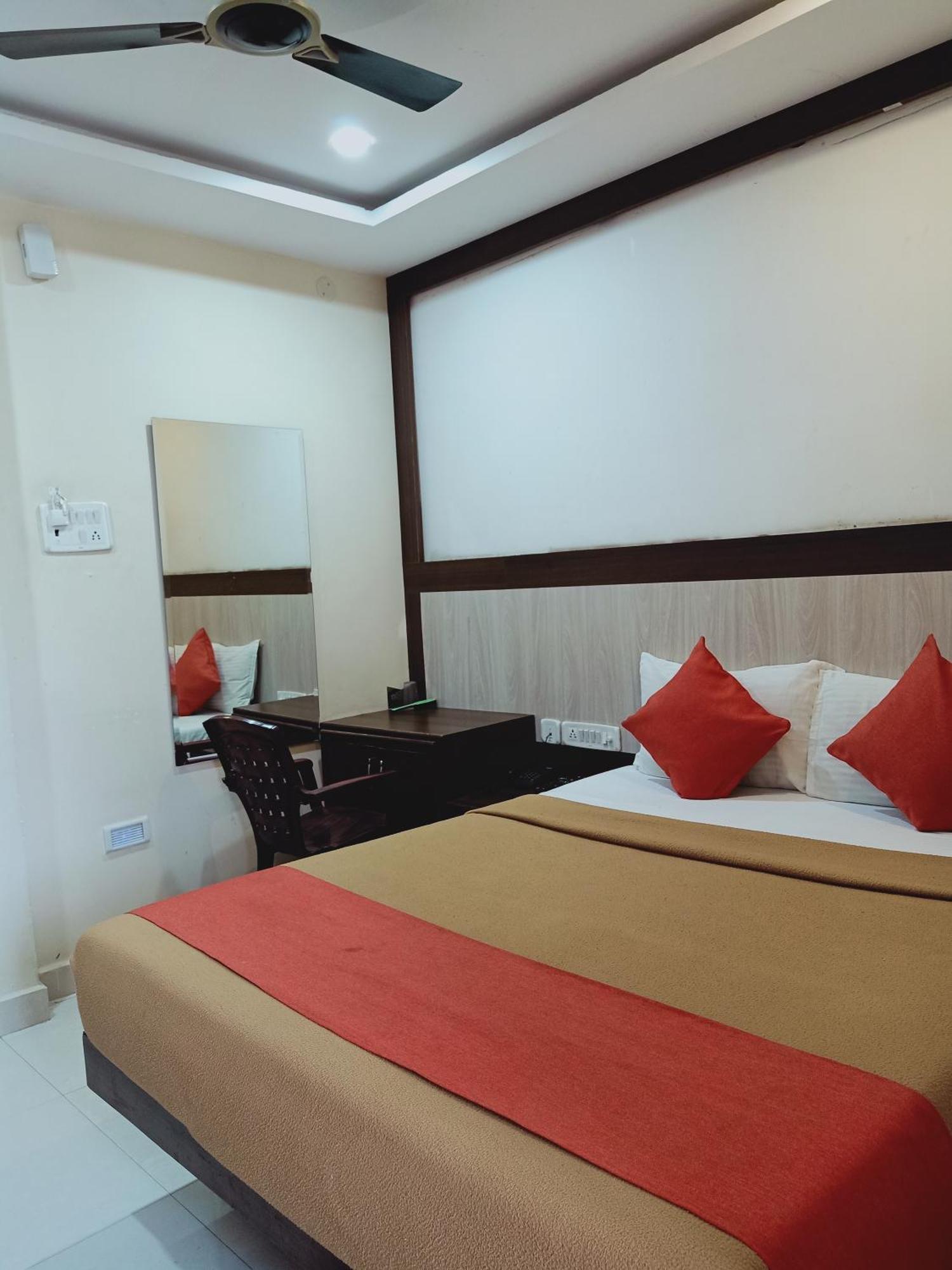 Hotel Neem Tree Hyderabad Airport شمس أباد المظهر الخارجي الصورة