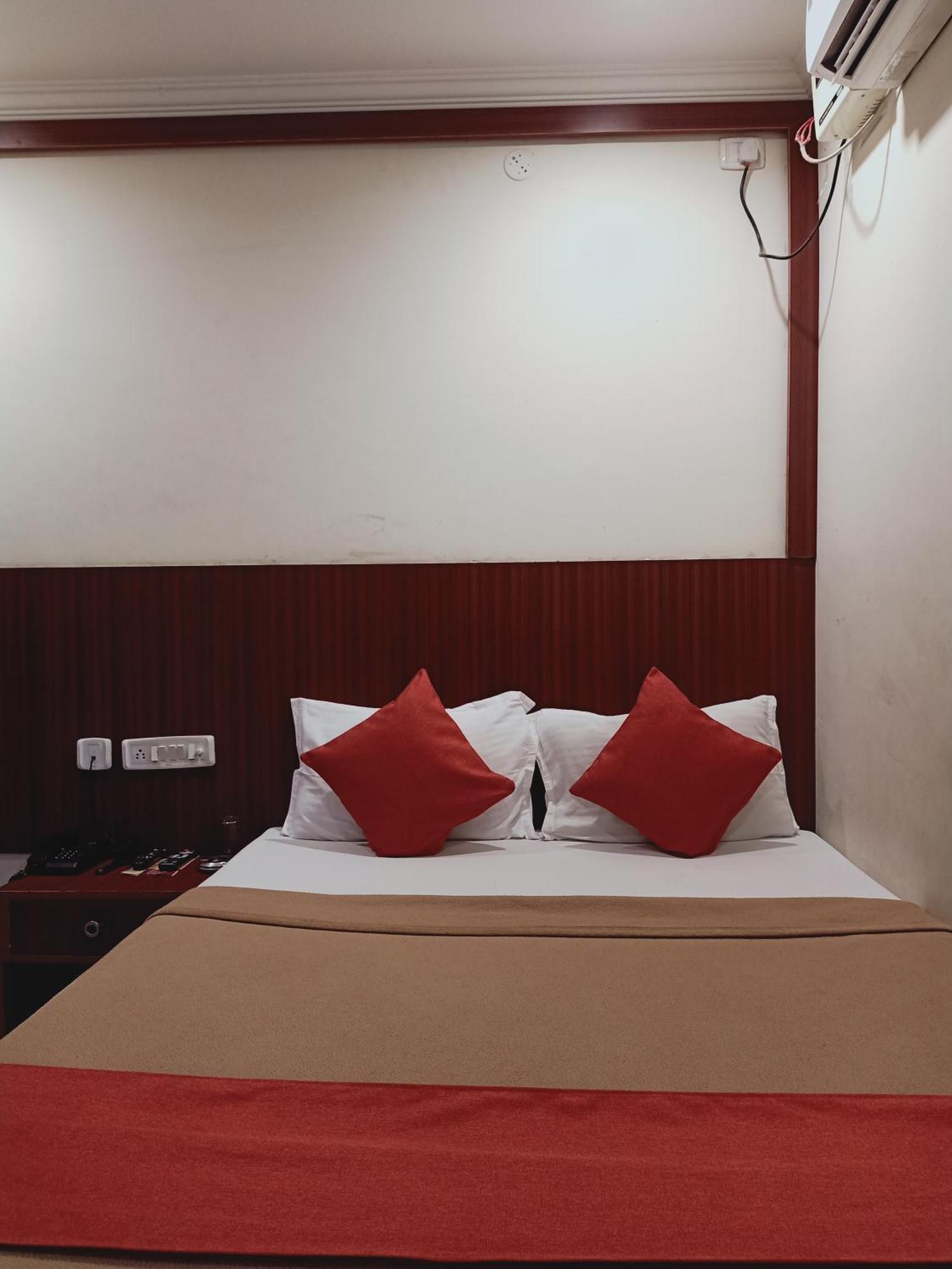Hotel Neem Tree Hyderabad Airport شمس أباد المظهر الخارجي الصورة