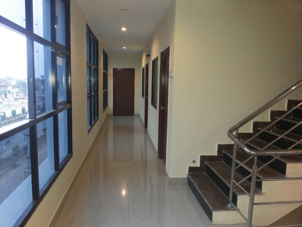 Hotel Neem Tree Hyderabad Airport شمس أباد المظهر الخارجي الصورة